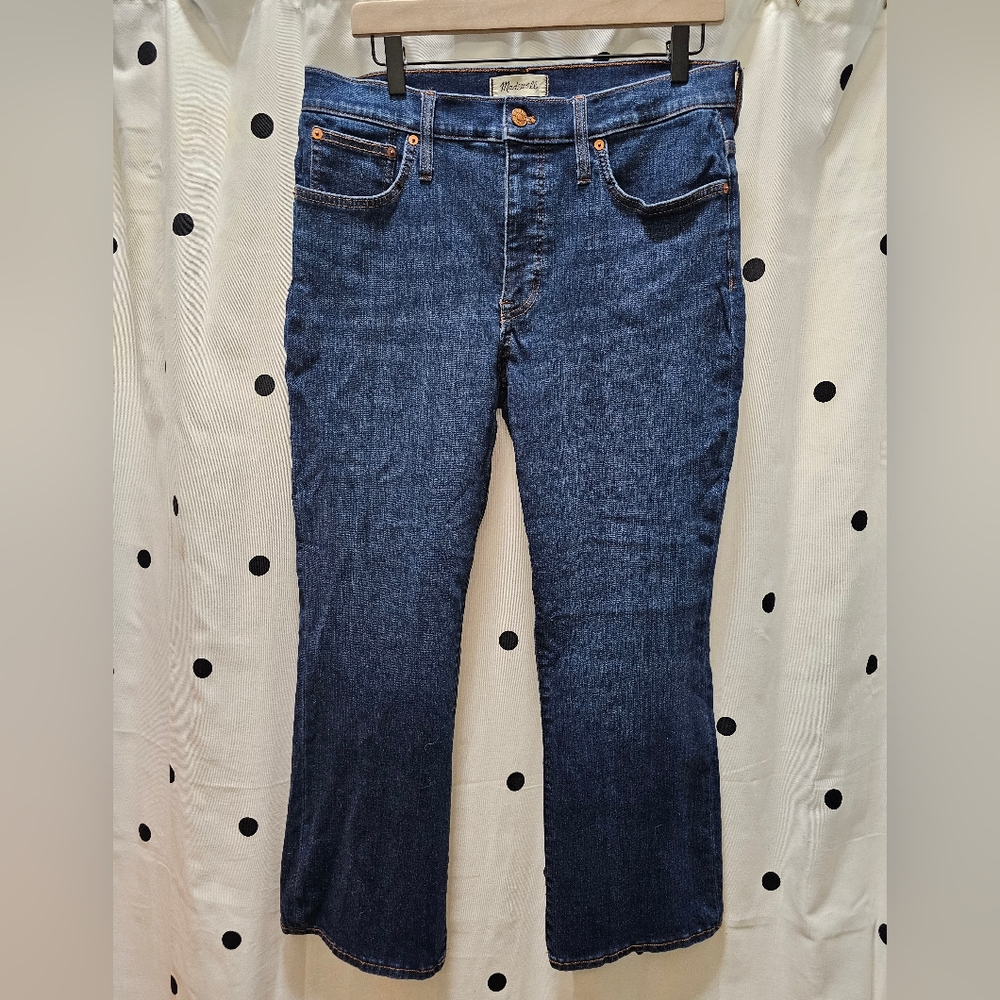 Madewell mid-rise kick out jeans cropped size 29
